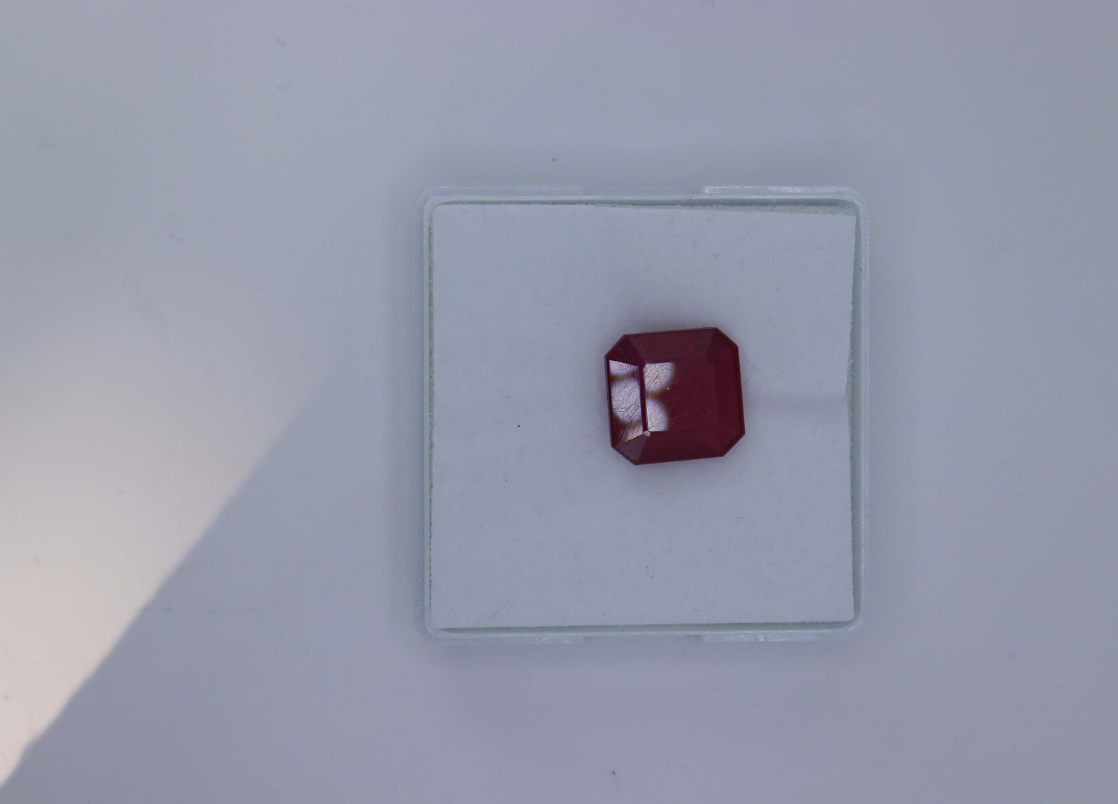 माणिक्य (ruby stone)